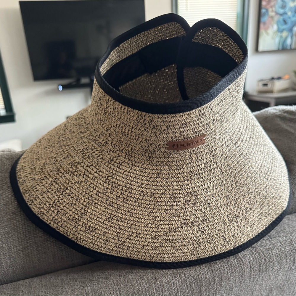 Wide Brim Sun Hat Foldable UV Protection - Black Trim, Natural